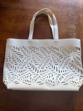 Oscar de la Renta Cream Laser-Cut Leaf Tote